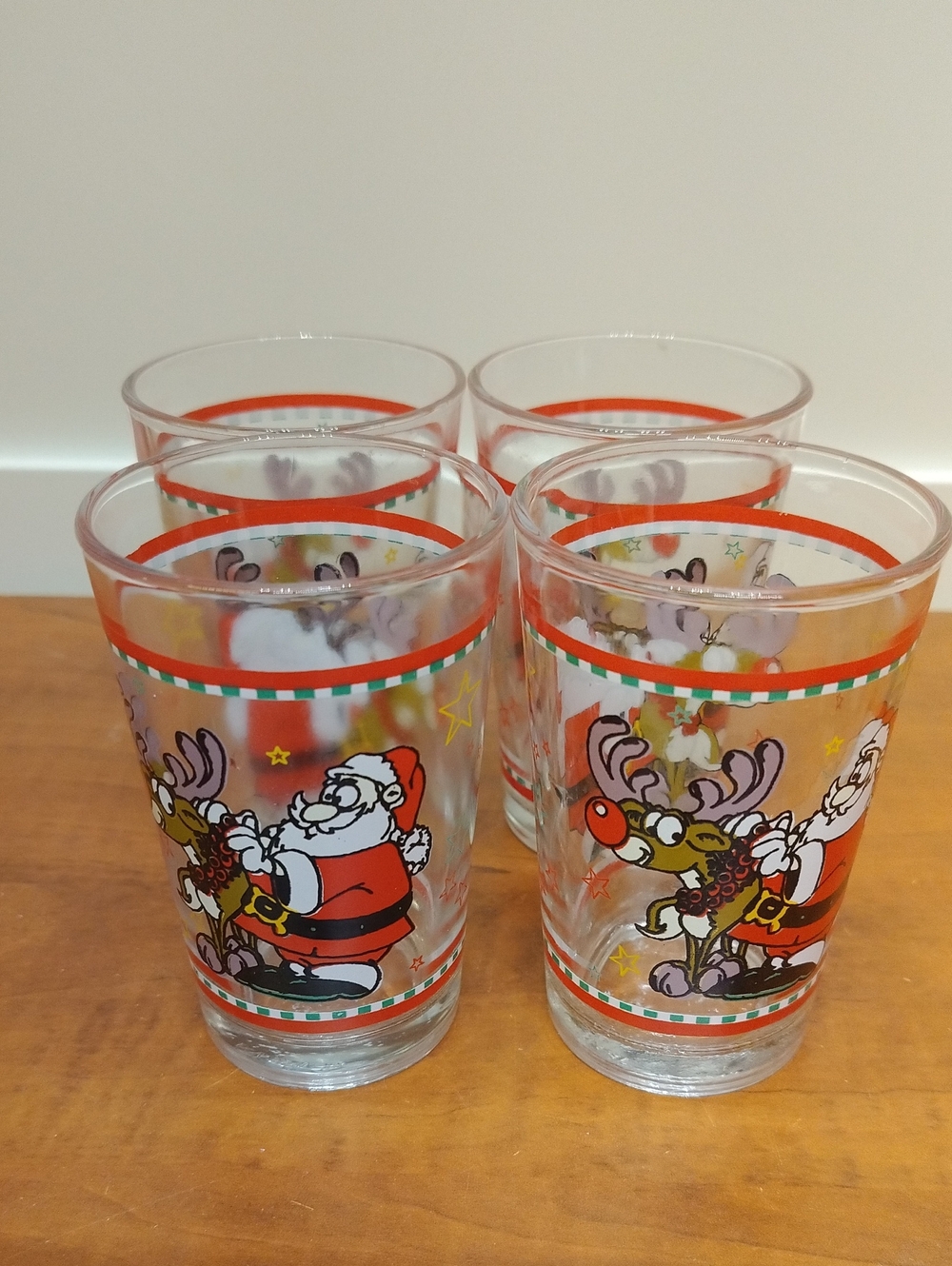 Vintage Firna Santa Claus and Rudolph 8 Oz. Drinking Glass Set Of 4